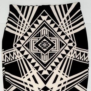 IZ Byer Triangle Pattern skirt
